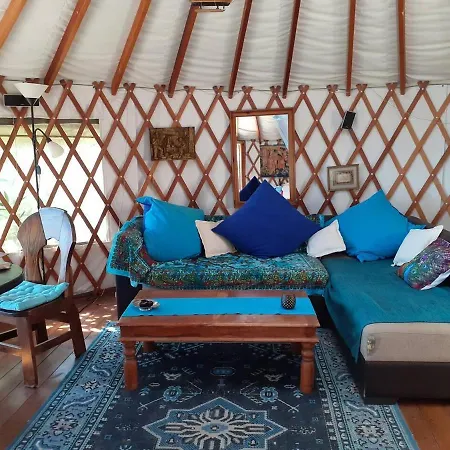 Сasa de vacaciones 1-Bed Yurt In Megali Mantinia With Sea Views! *